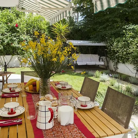 Apartment Deluxe Lea With Large Garden