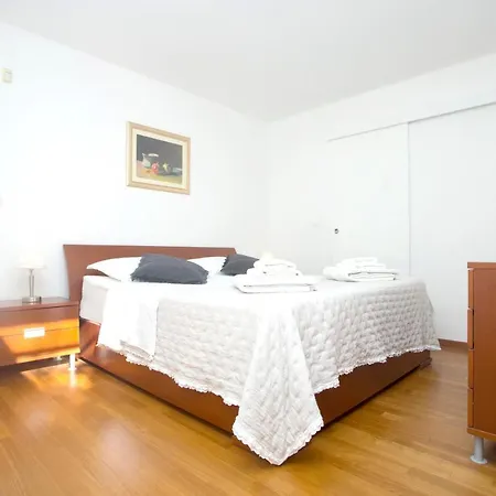 Deluxe Lea With Large Garden * 斯普利特